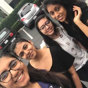 Meet your Posher, Sneha